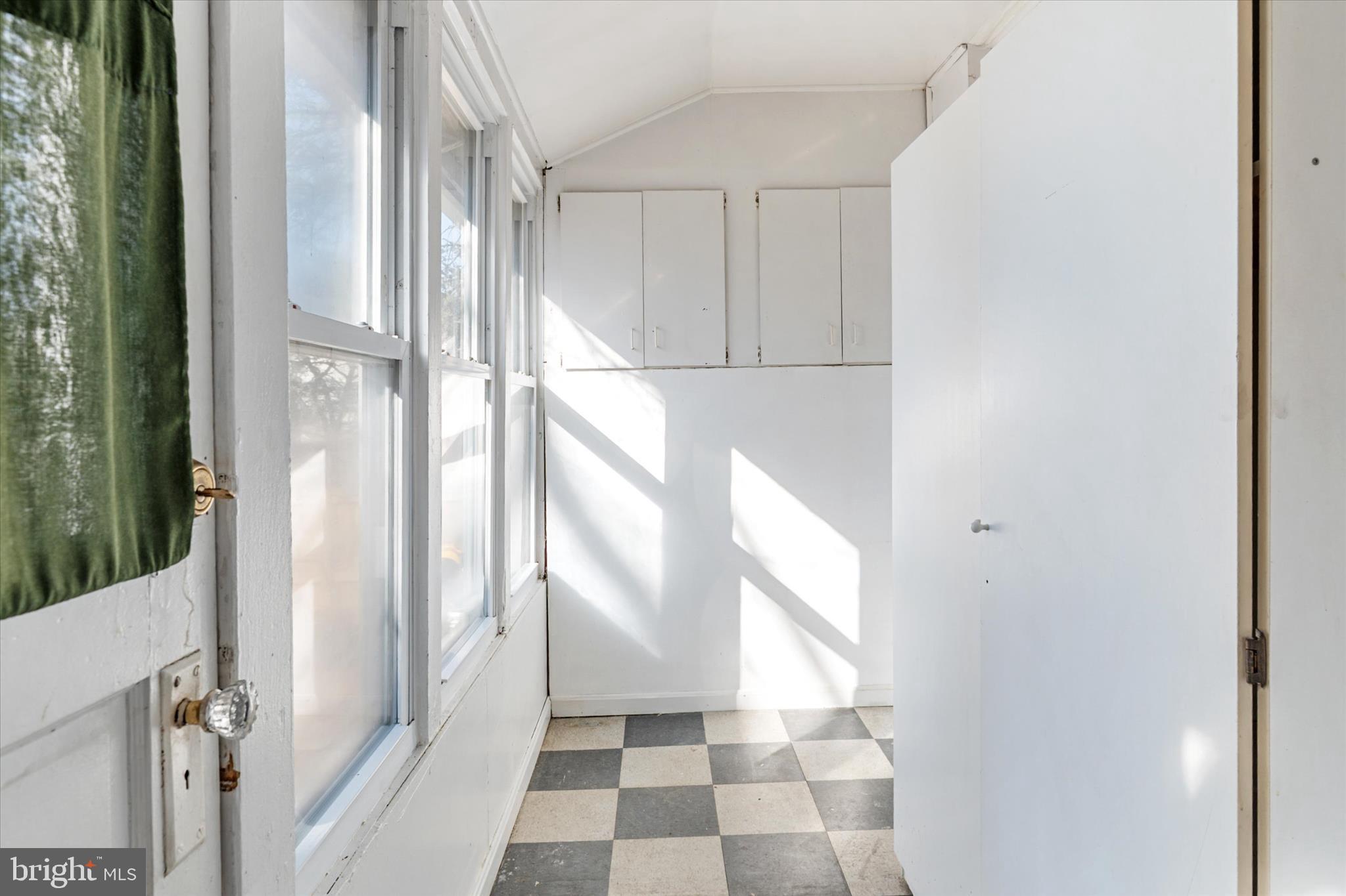 WEST ANNAPOLIS - Commercial Sale