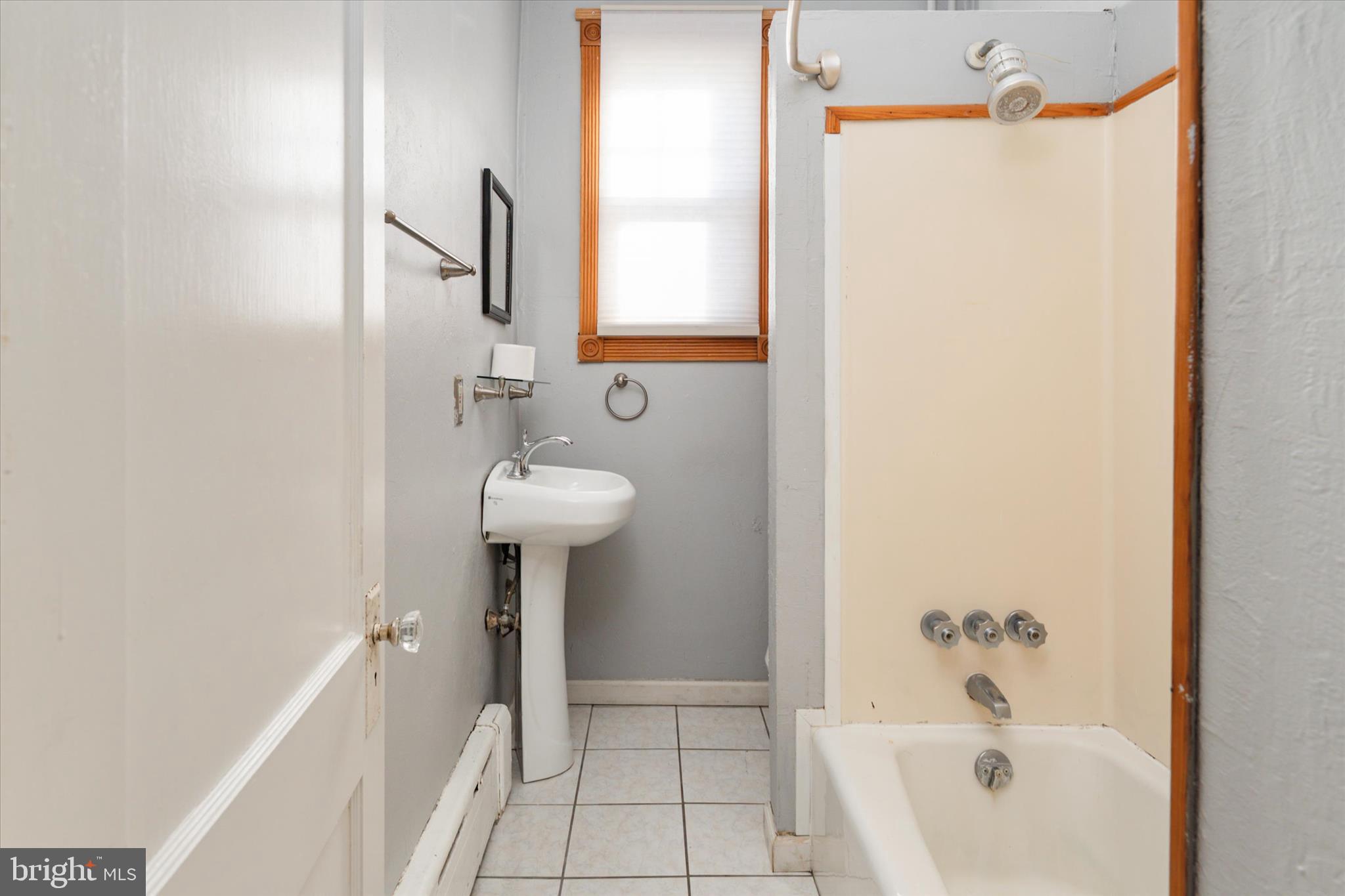 WEST ANNAPOLIS - Commercial Sale