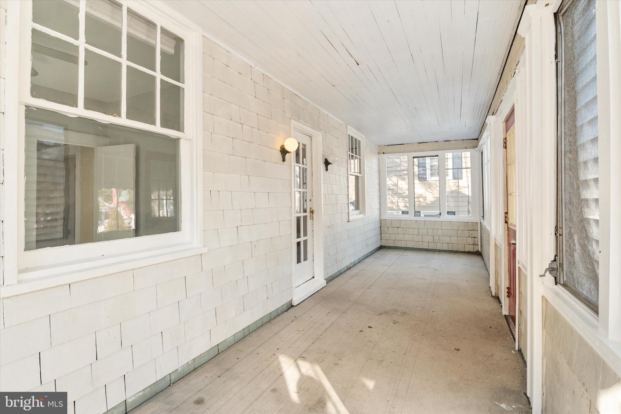 WEST ANNAPOLIS - Commercial Sale