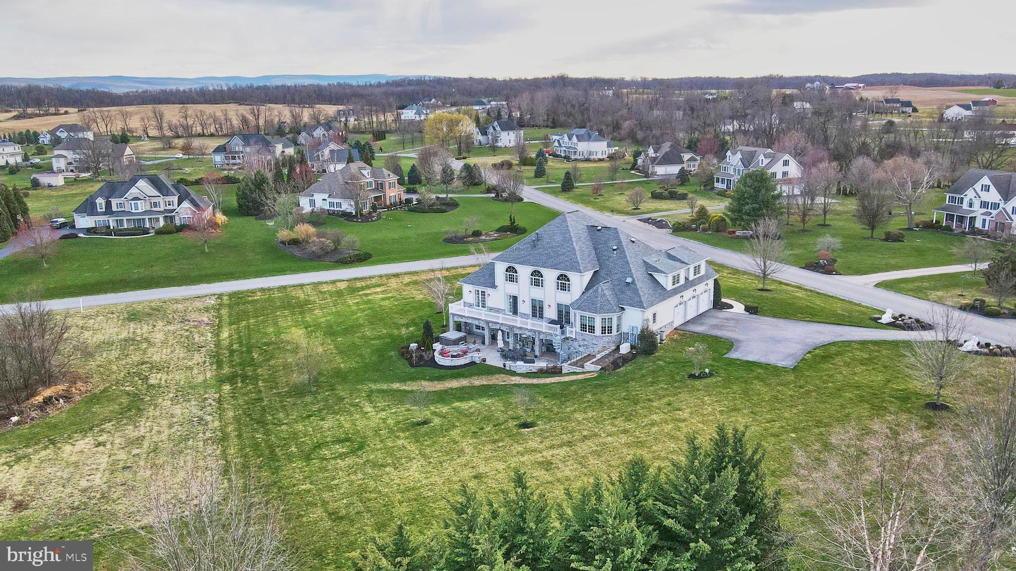 CLARENDON - Residential