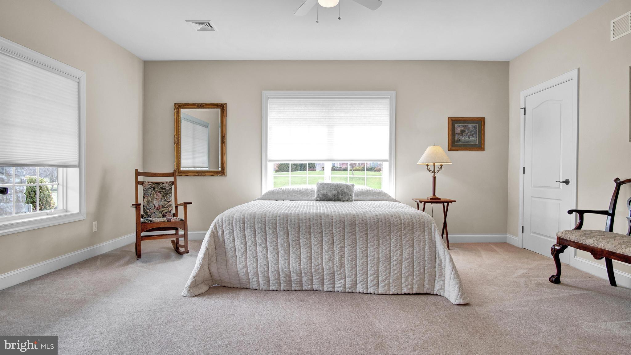 CLARENDON - Residential