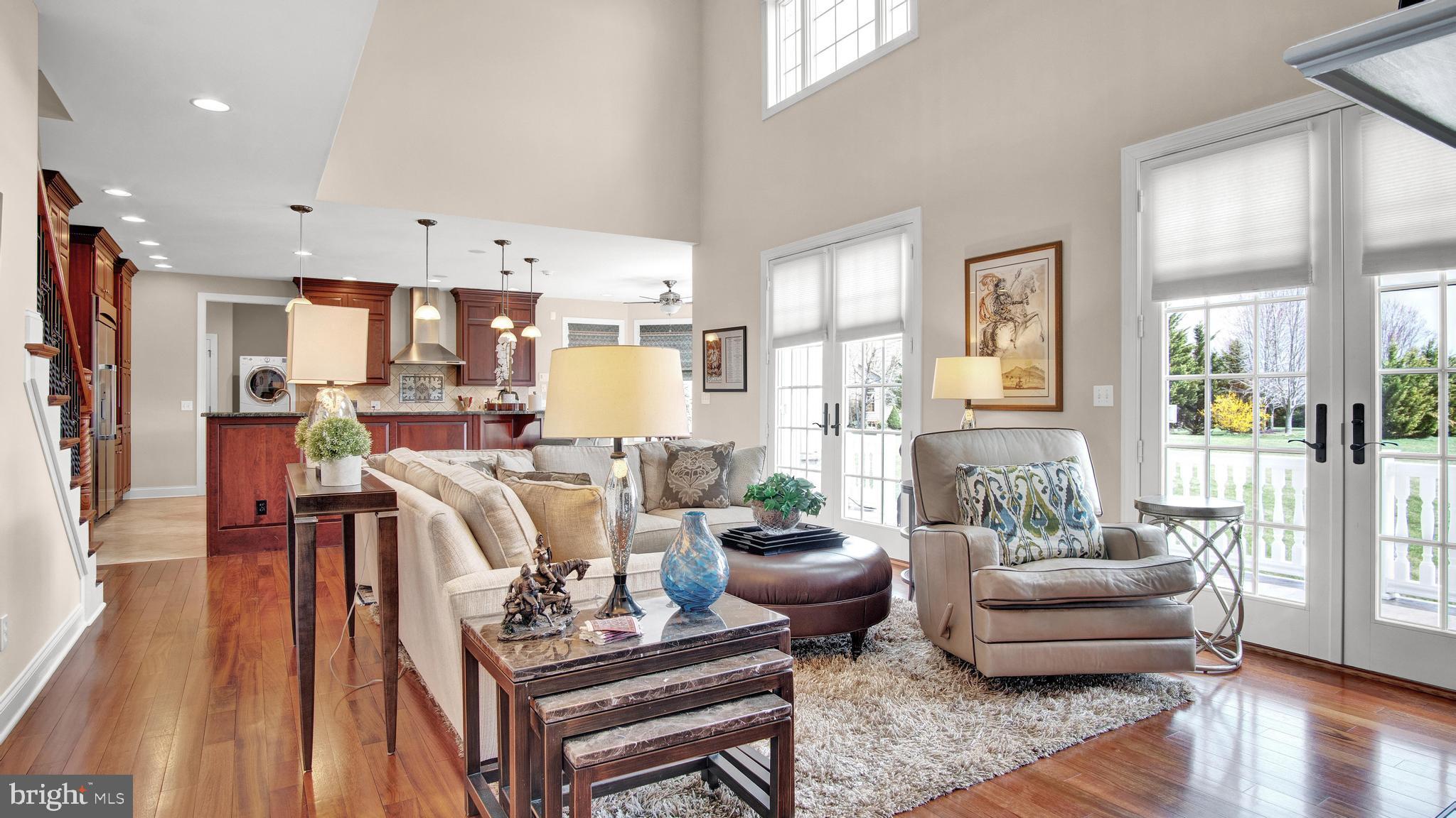 CLARENDON - Residential