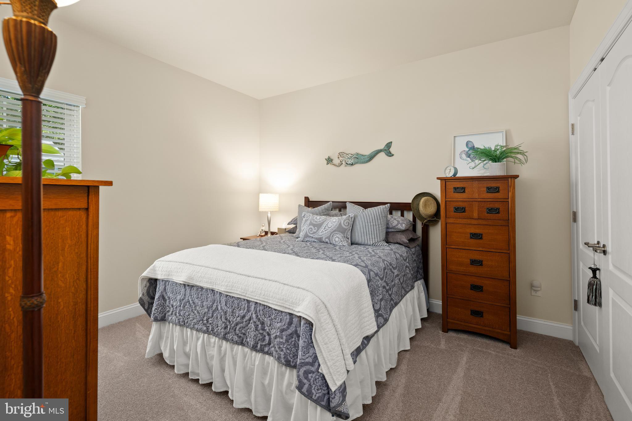SALT POND - Residential