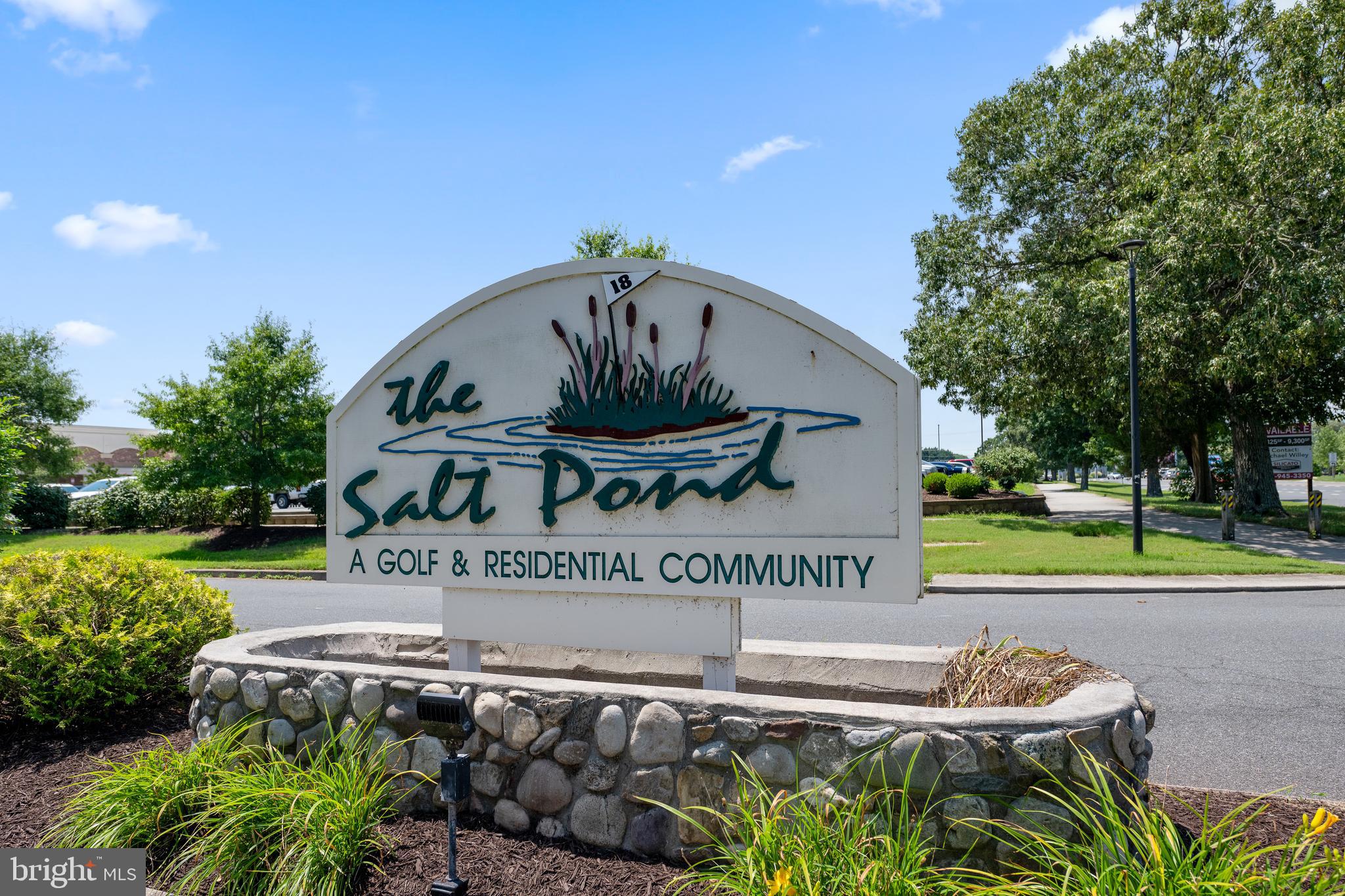 SALT POND - Residential