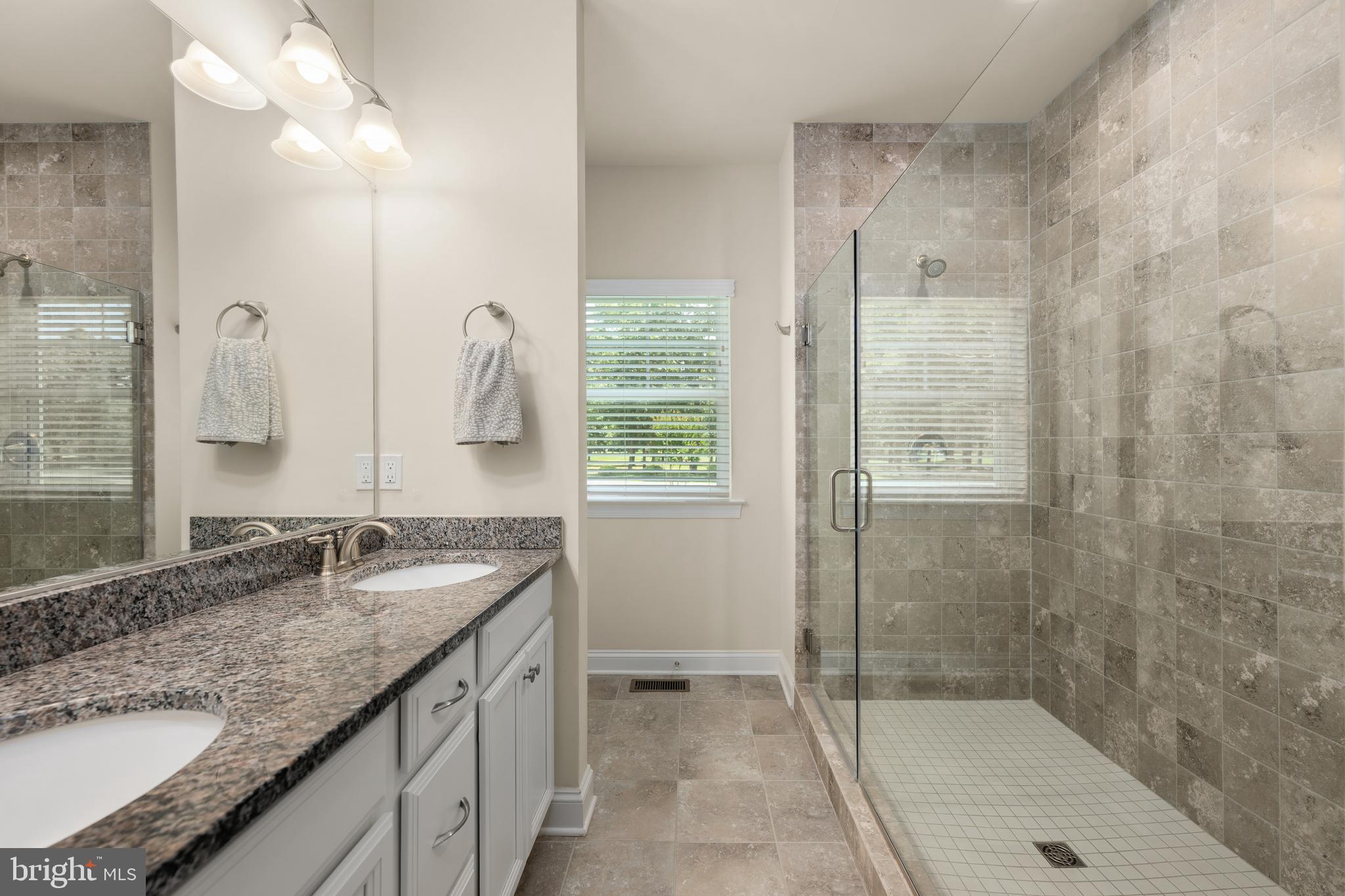 SALT POND - Residential