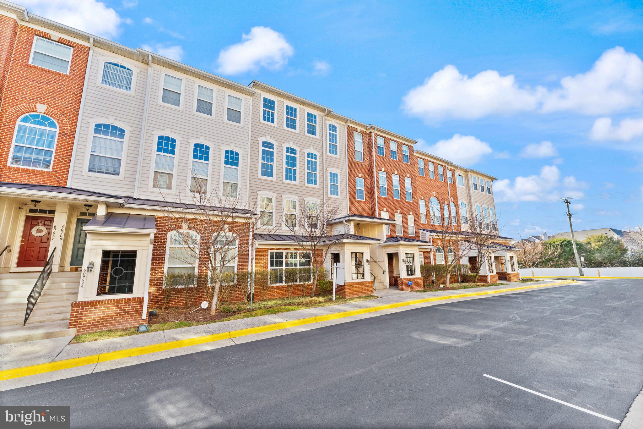CENTREVILLE CROSSING - Residential