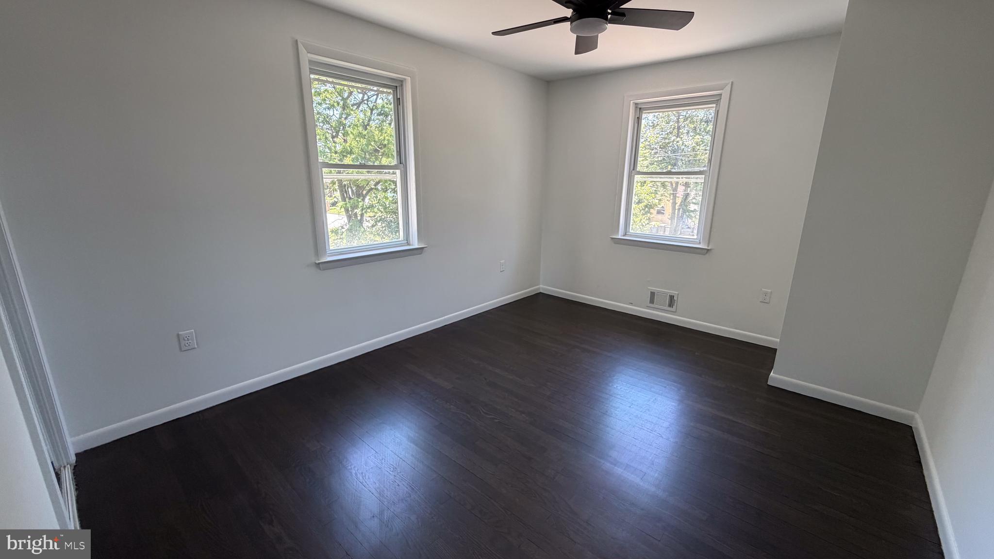GLENARDEN - Residential