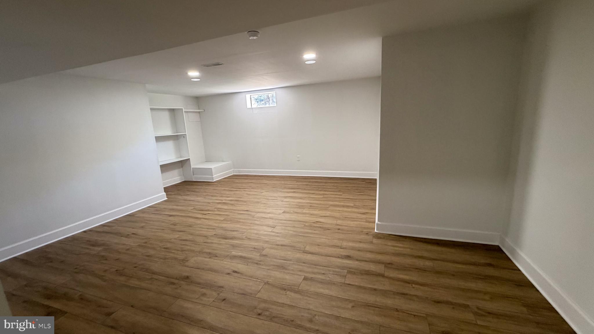 GLENARDEN - Residential