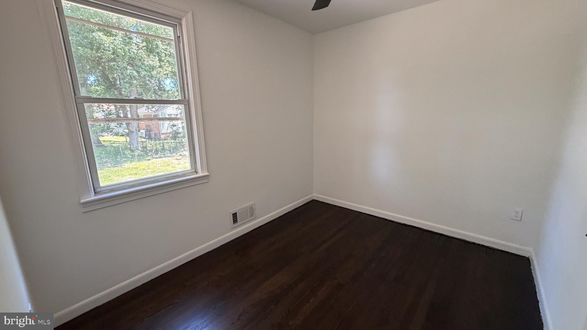 GLENARDEN - Residential