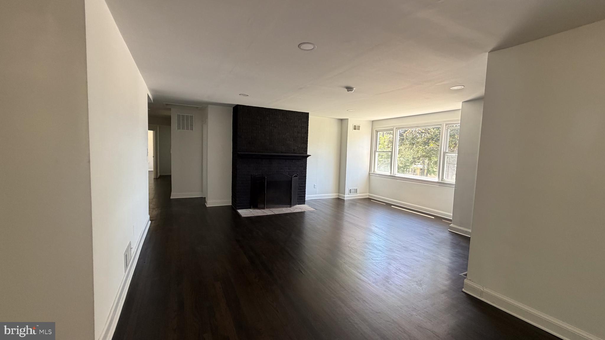 GLENARDEN - Residential