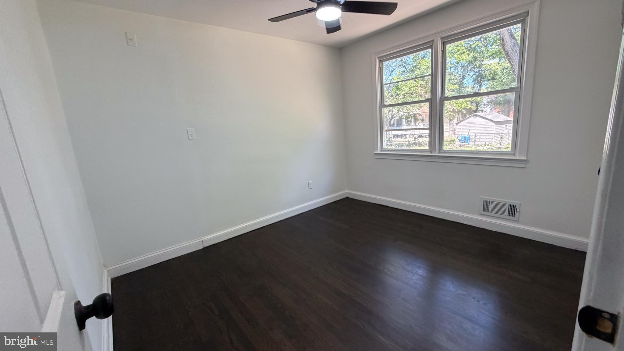 GLENARDEN - Residential