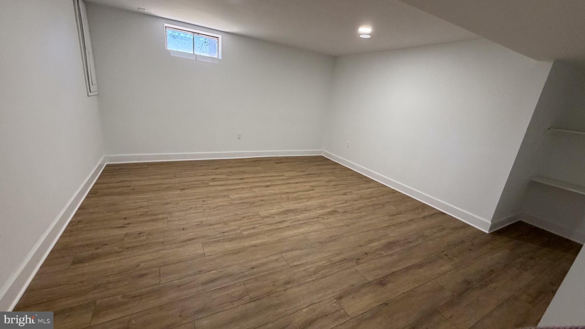 GLENARDEN - Residential