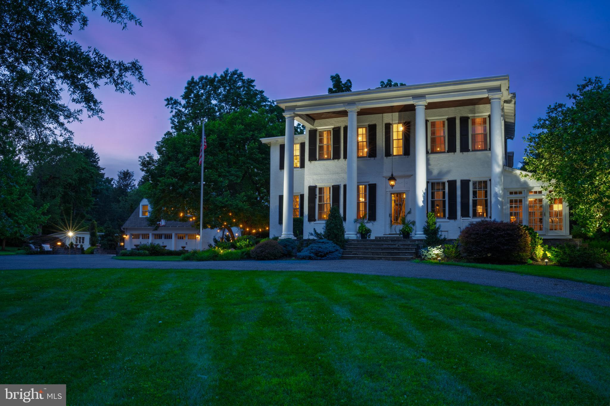 KIRKLAND MANOR - Residential