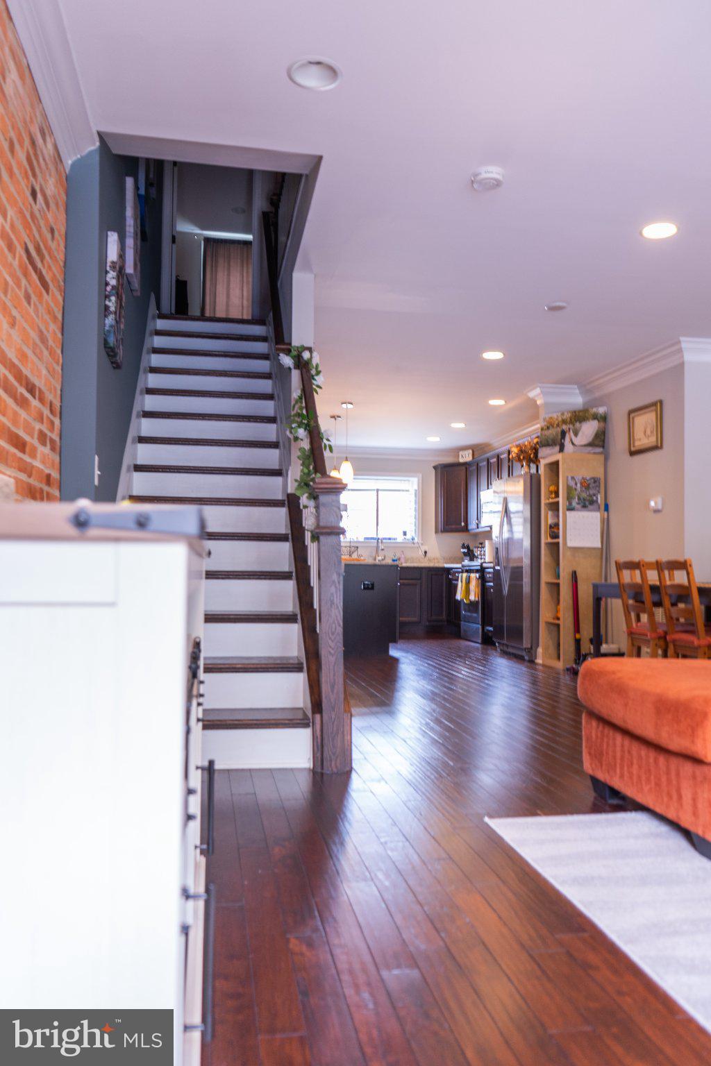 HIGHLANDTOWN - Residential