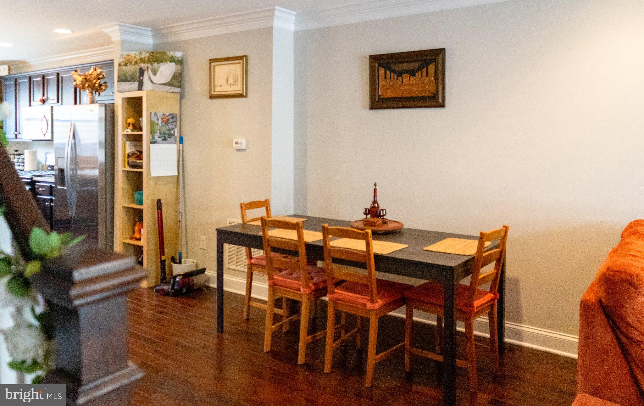 HIGHLANDTOWN - Residential