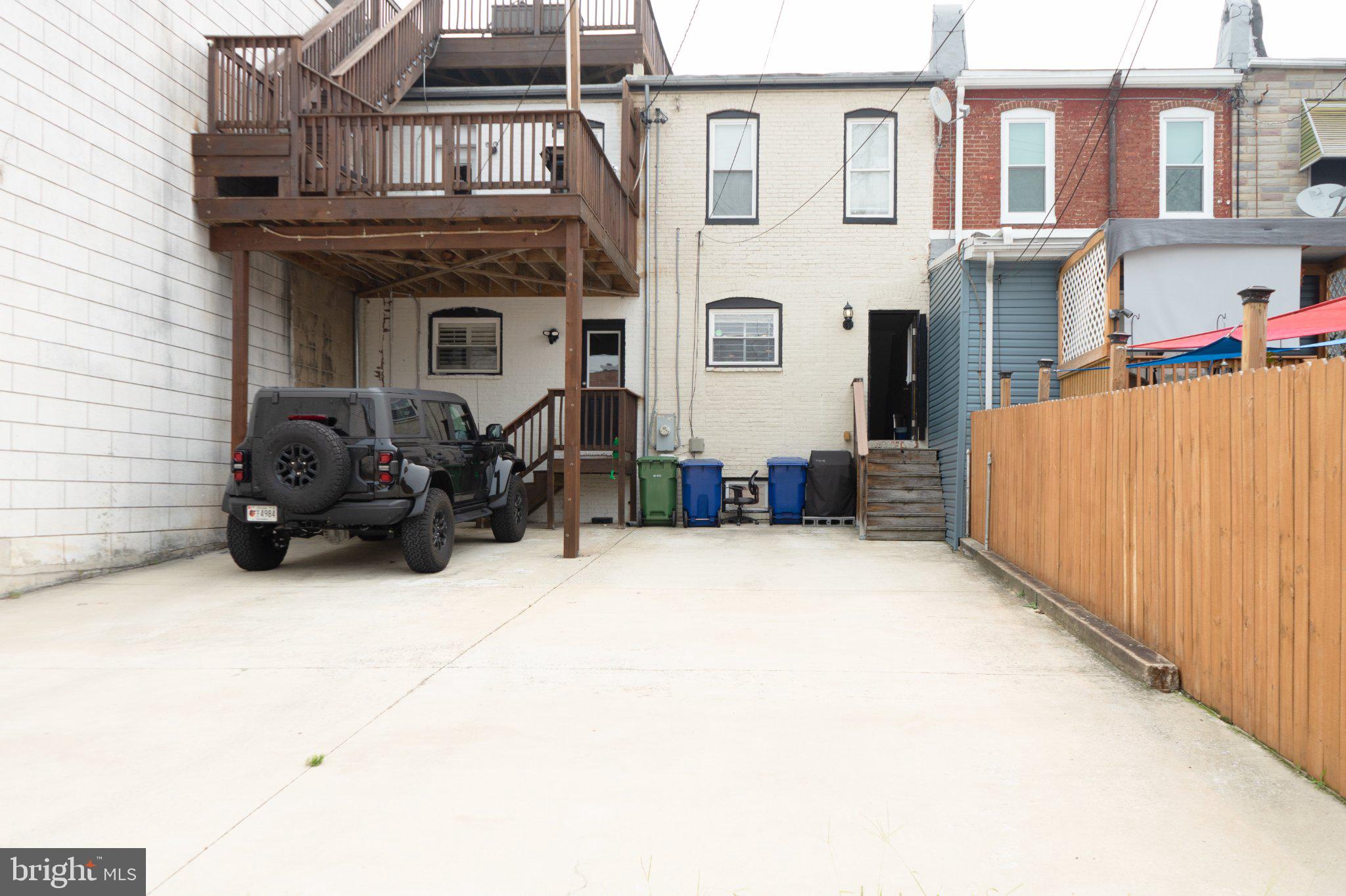 HIGHLANDTOWN - Residential