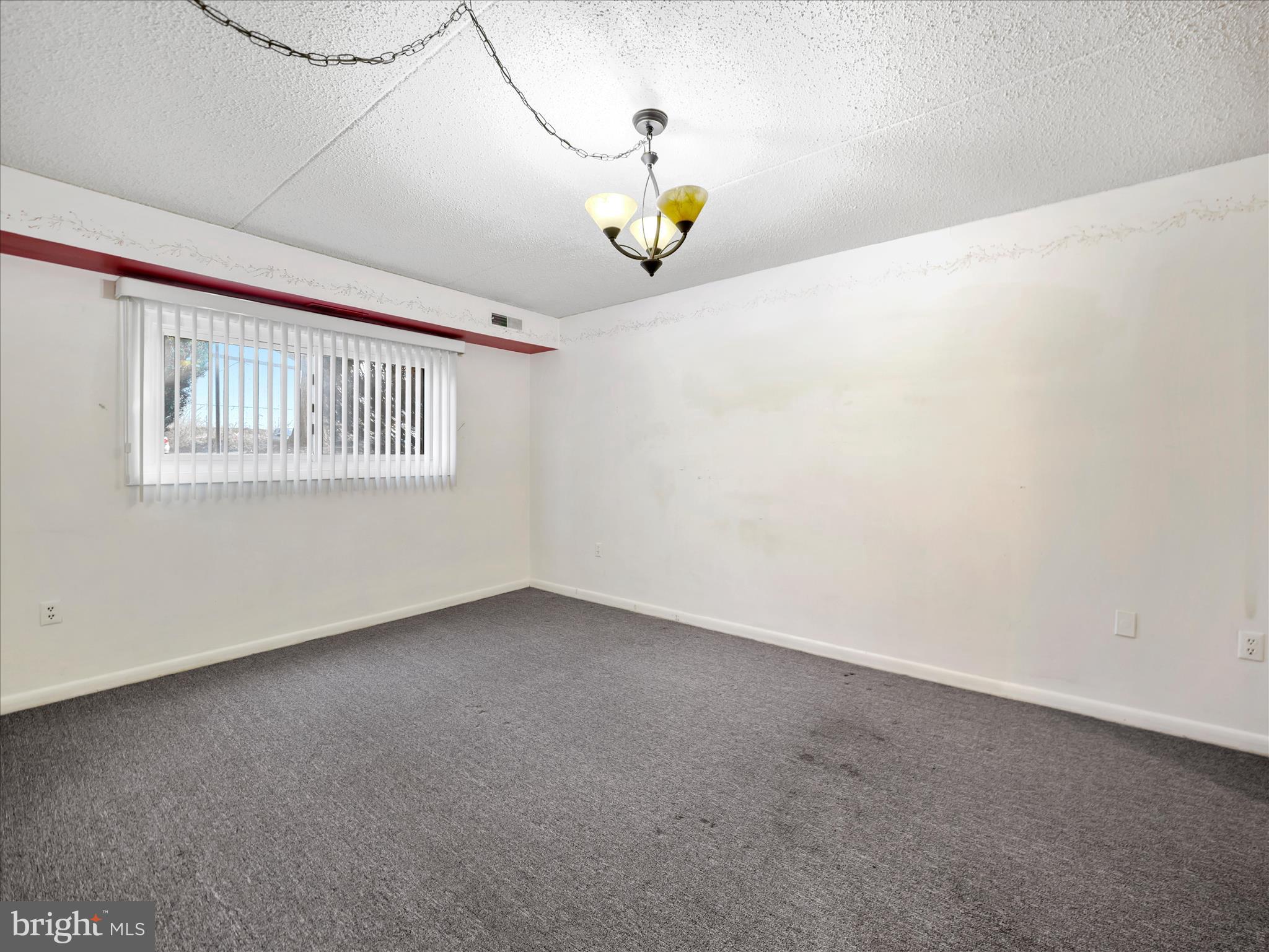 EDGEWOOD CONDOMMINIUMS - Residential