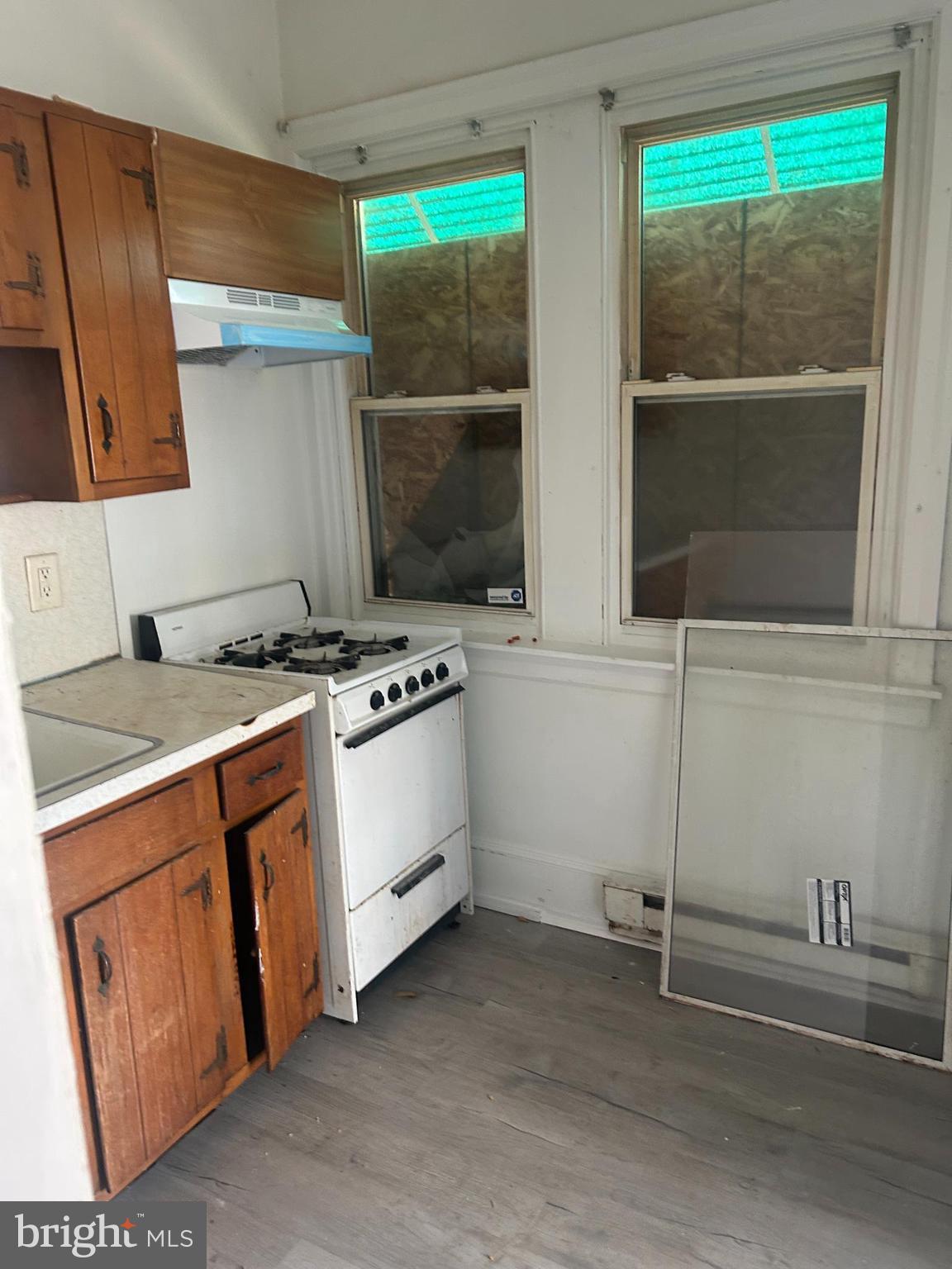 FRANKFORD - Residential Income