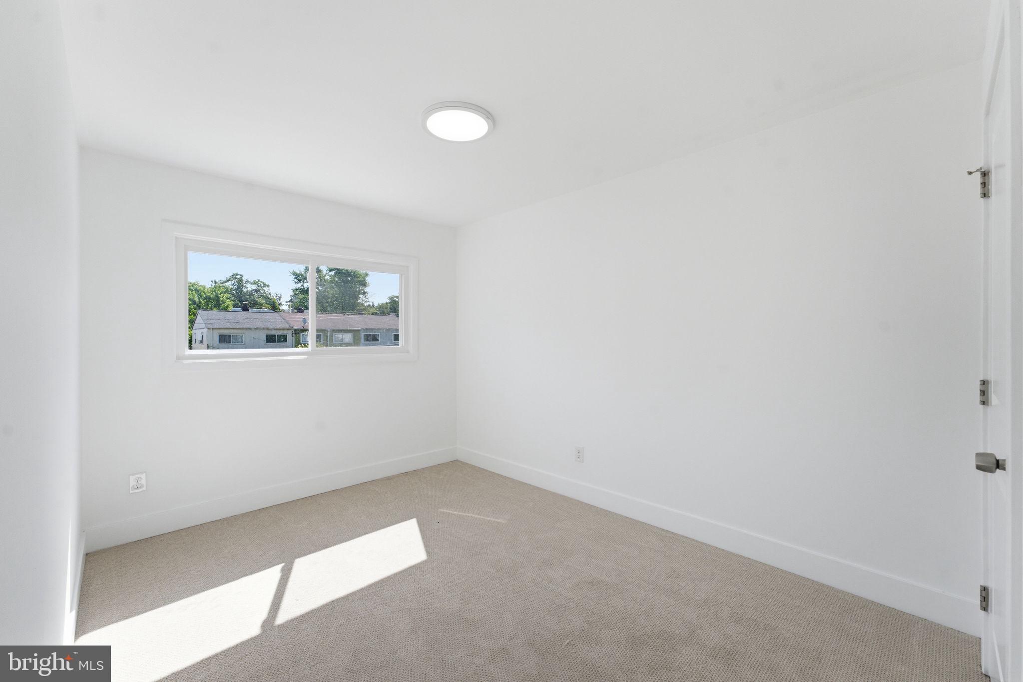 KENT VILLAGE - Residential