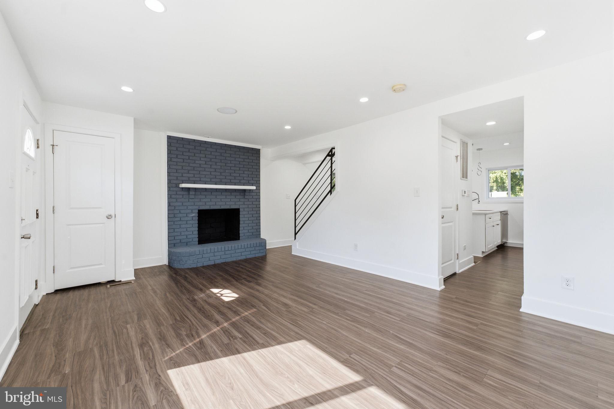 KENT VILLAGE - Residential