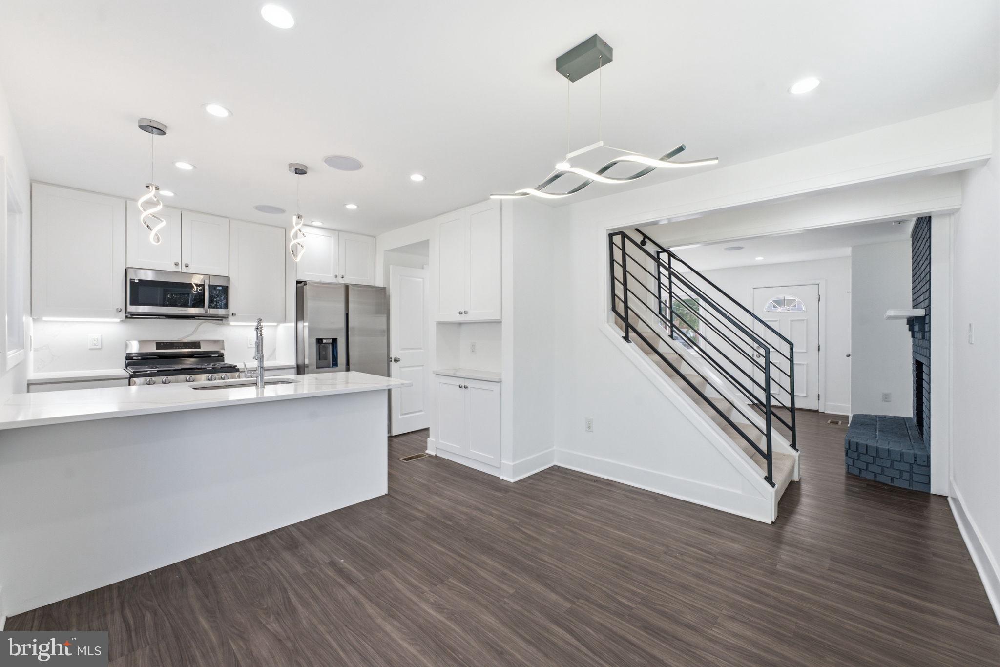 KENT VILLAGE - Residential