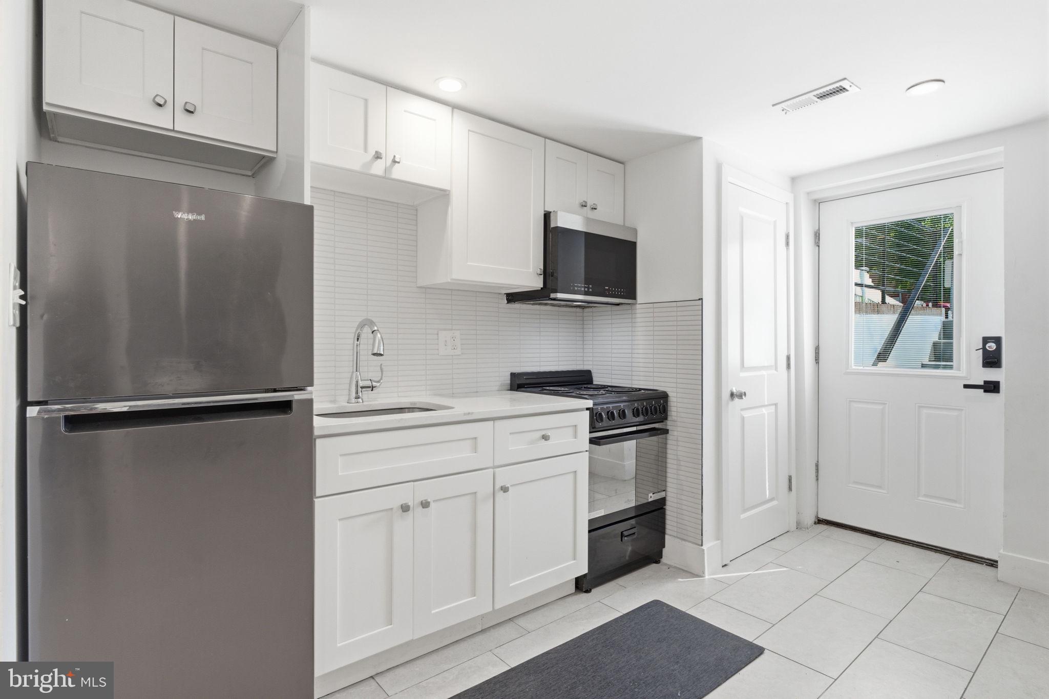 KENT VILLAGE - Residential