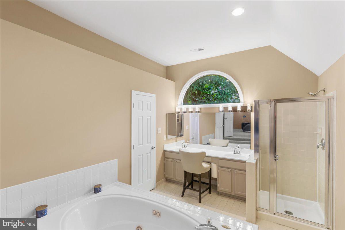 POTOMAC HUNT - Residential