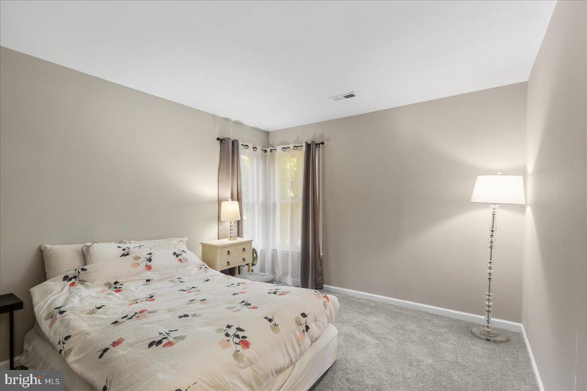 POTOMAC HUNT - Residential