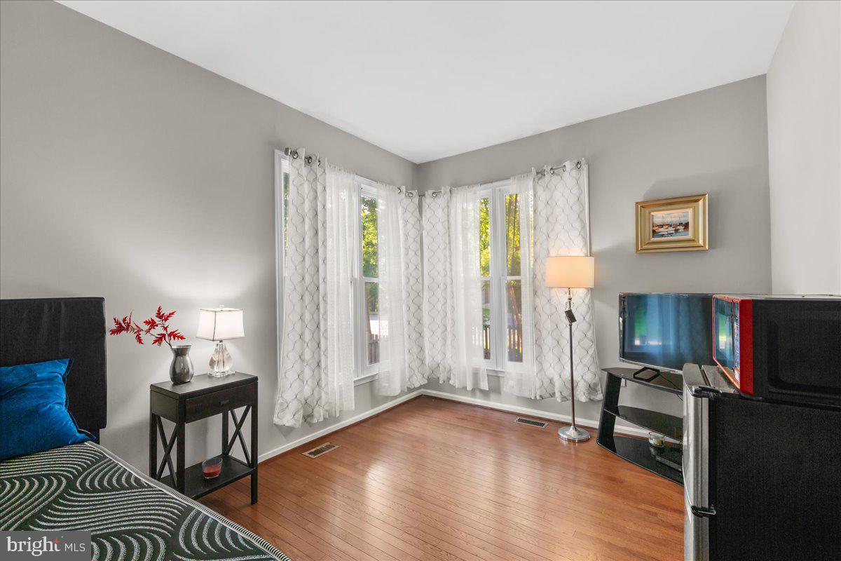 POTOMAC HUNT - Residential