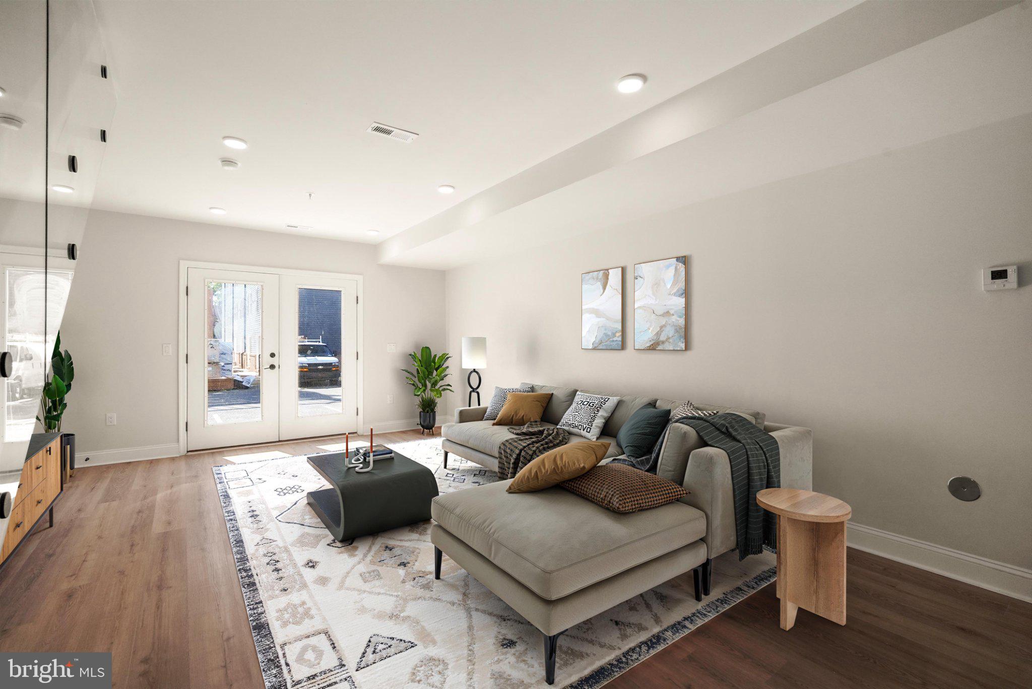 WYNNEFIELD HEIGHTS - Residential