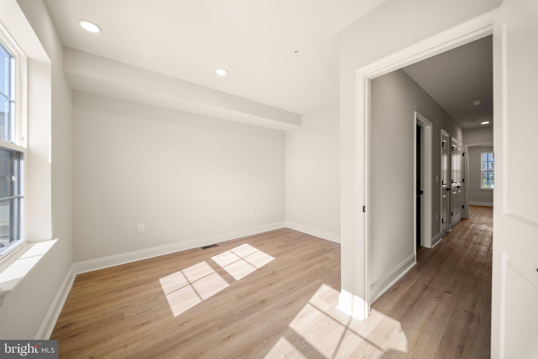 WYNNEFIELD HEIGHTS - Residential