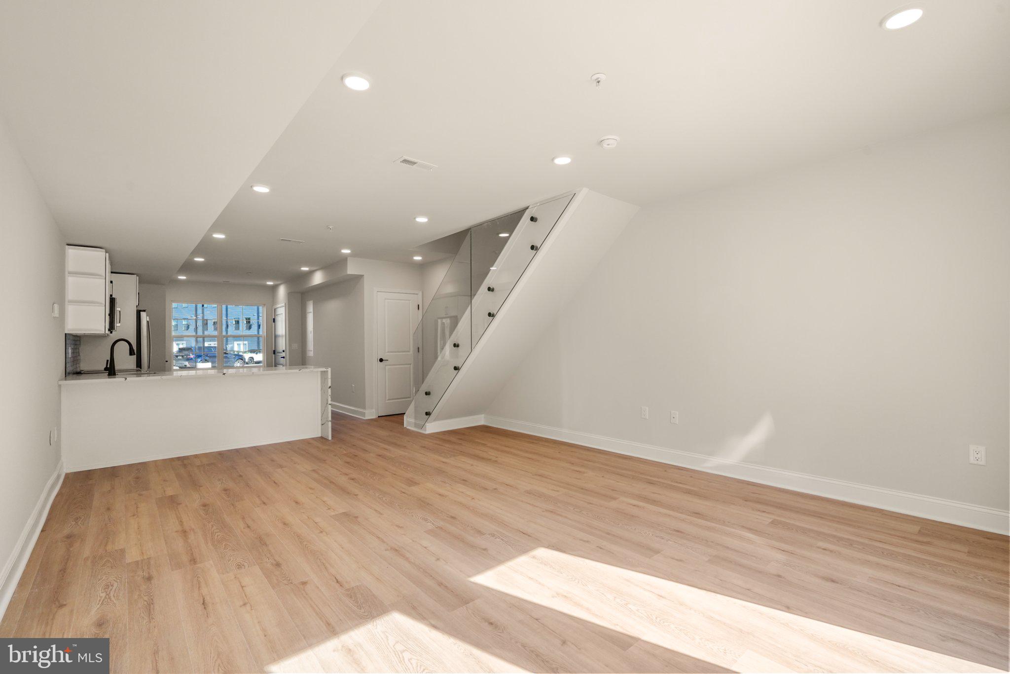 WYNNEFIELD HEIGHTS - Residential
