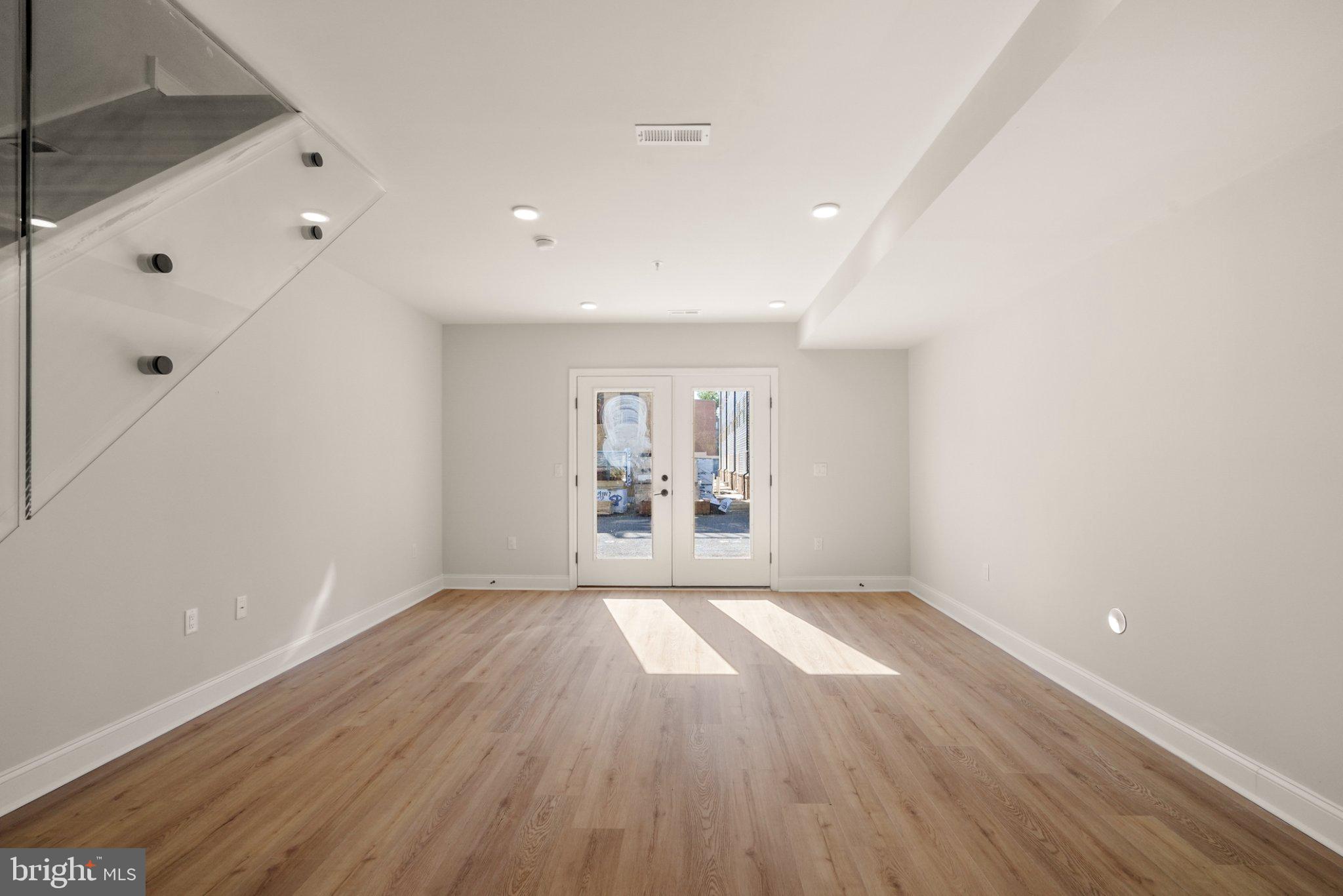 WYNNEFIELD HEIGHTS - Residential