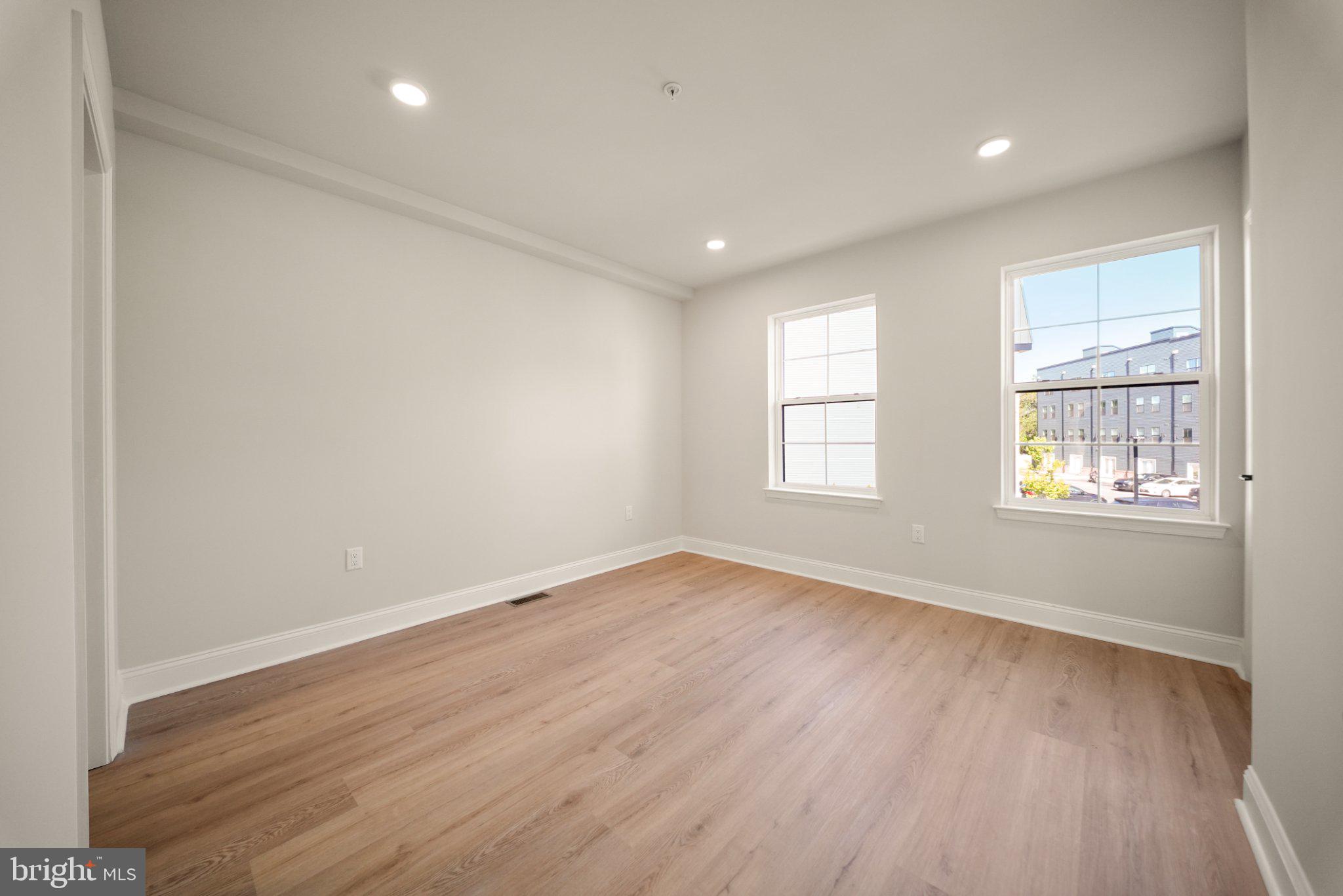 WYNNEFIELD HEIGHTS - Residential