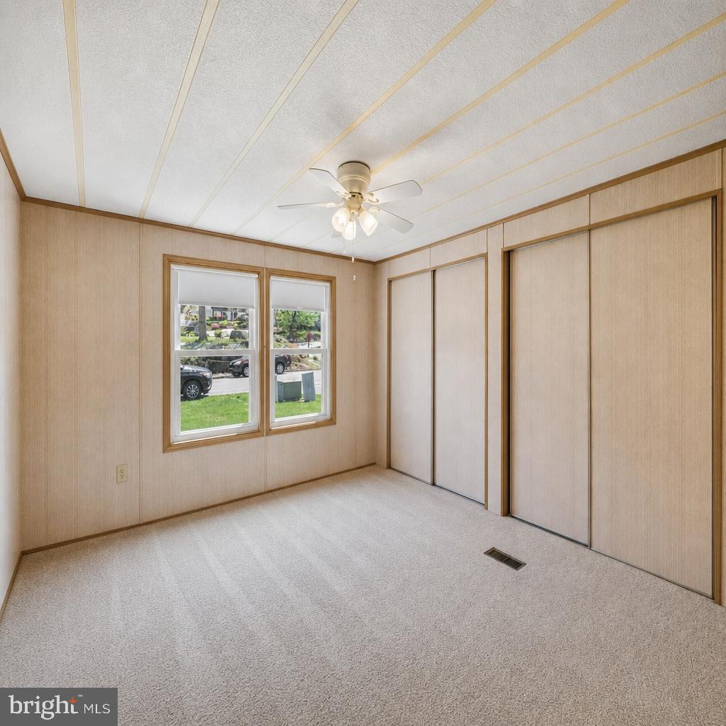 GRETNA SPRINGS COMMUNITY - Residential
