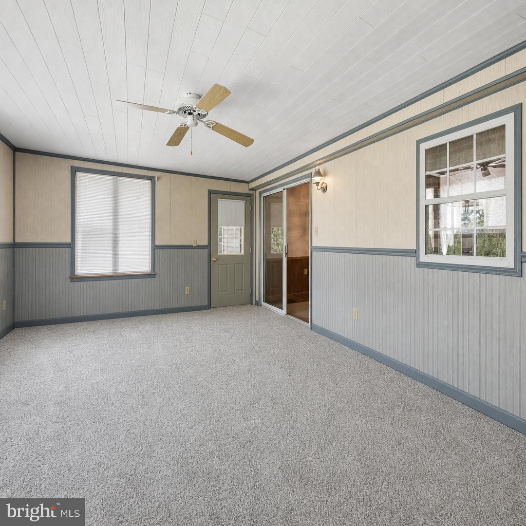 GRETNA SPRINGS COMMUNITY - Residential