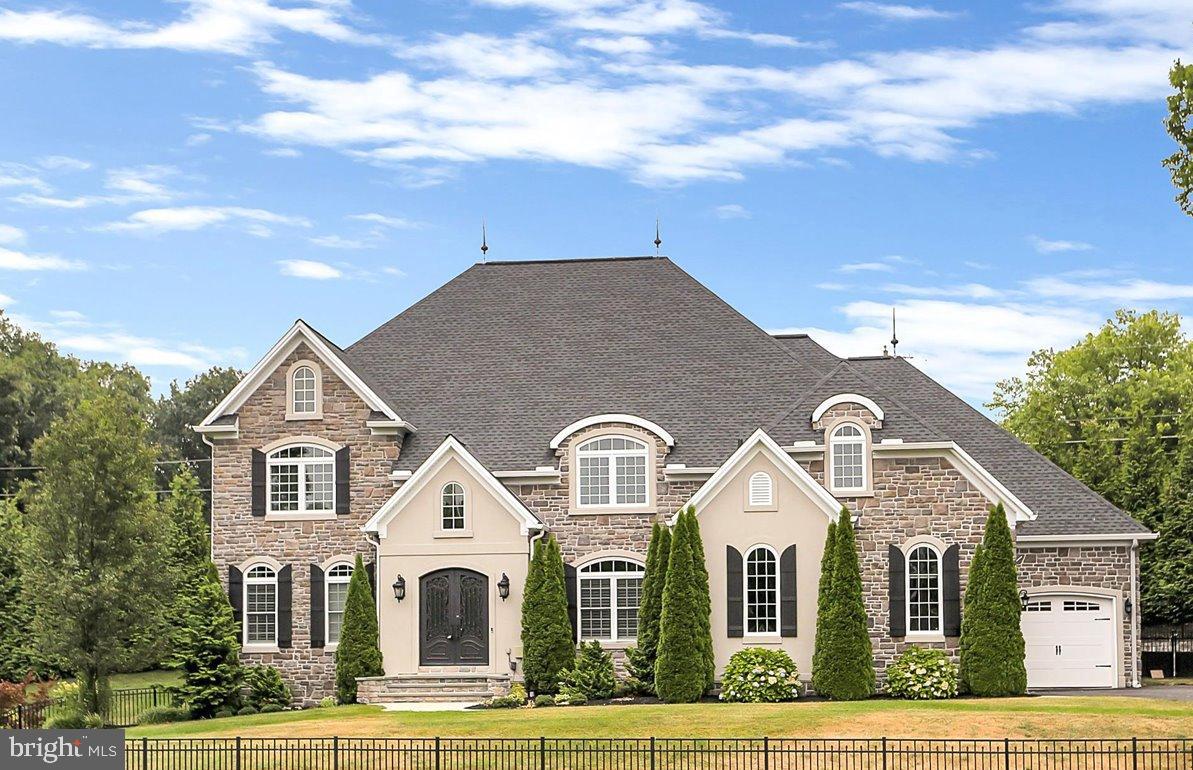 PINEHURST HILLS - Residential