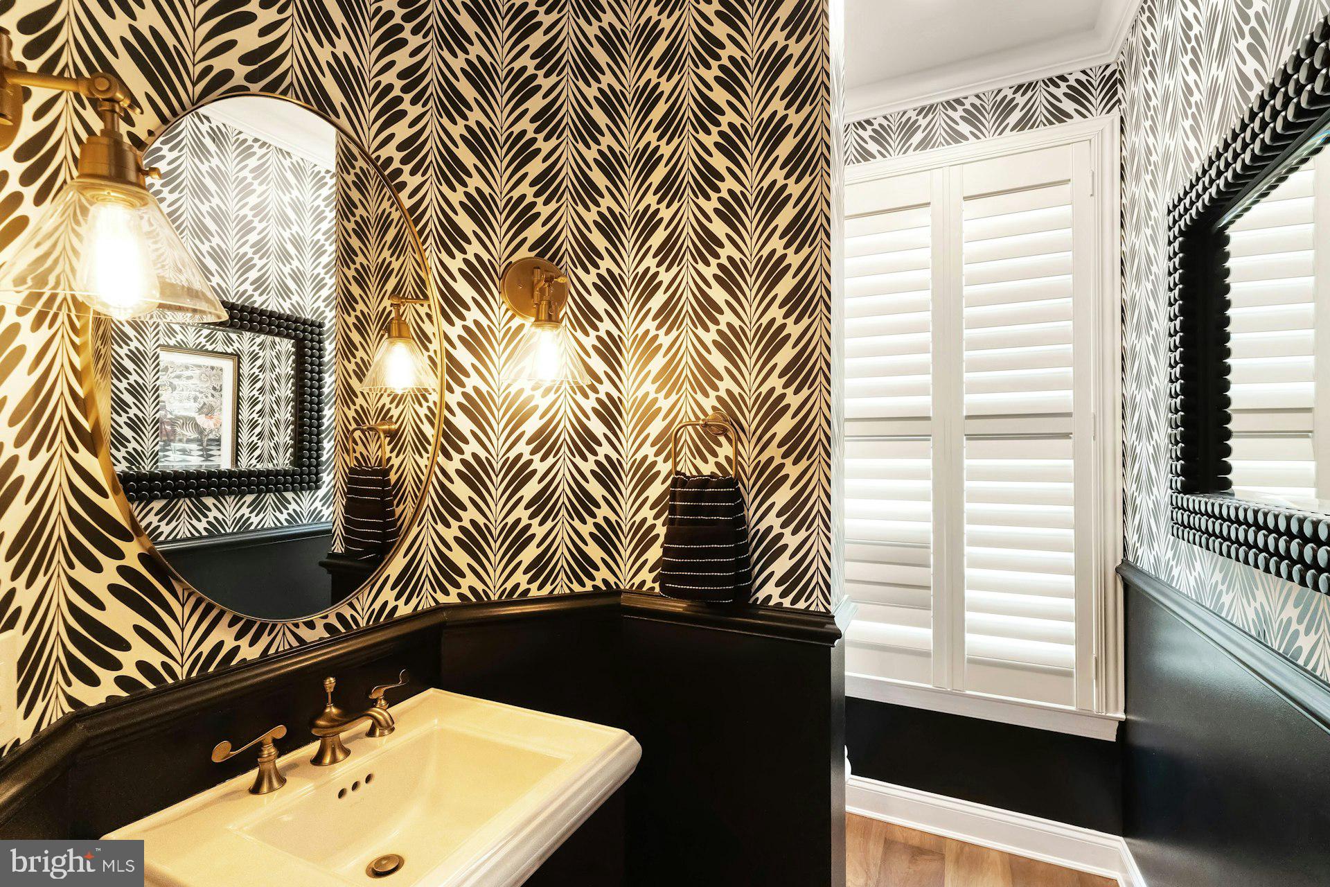 RIVER CREEK - Residential