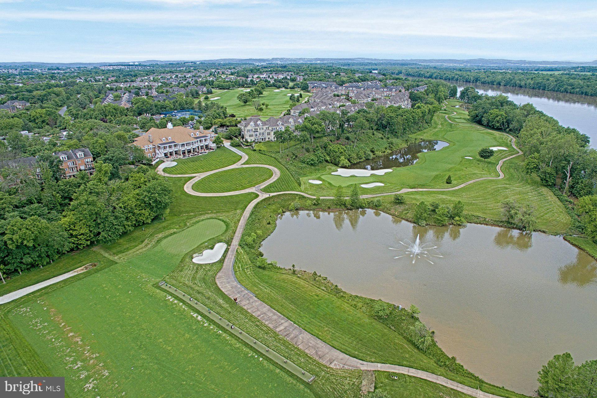 RIVER CREEK - Residential