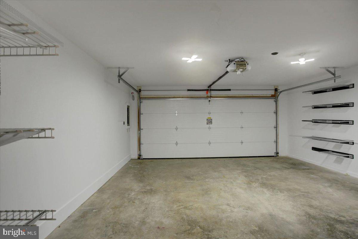 NORTH GATE TOWNE HOMES - Residential