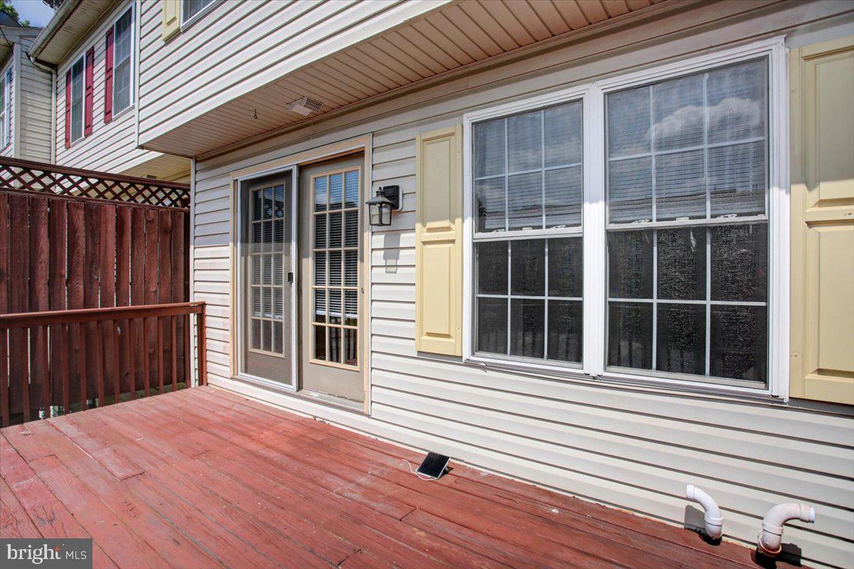 NORTH GATE TOWNE HOMES - Residential