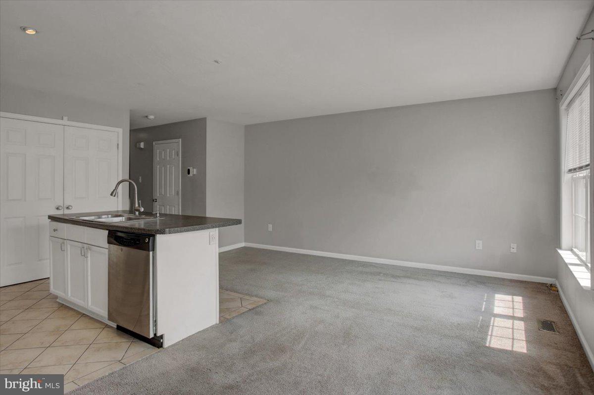 NORTH GATE TOWNE HOMES - Residential