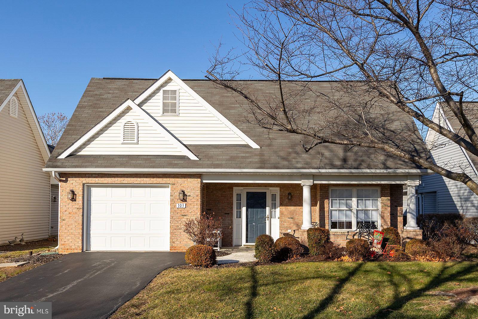 CROSS CREEK VILLAGE - Residential