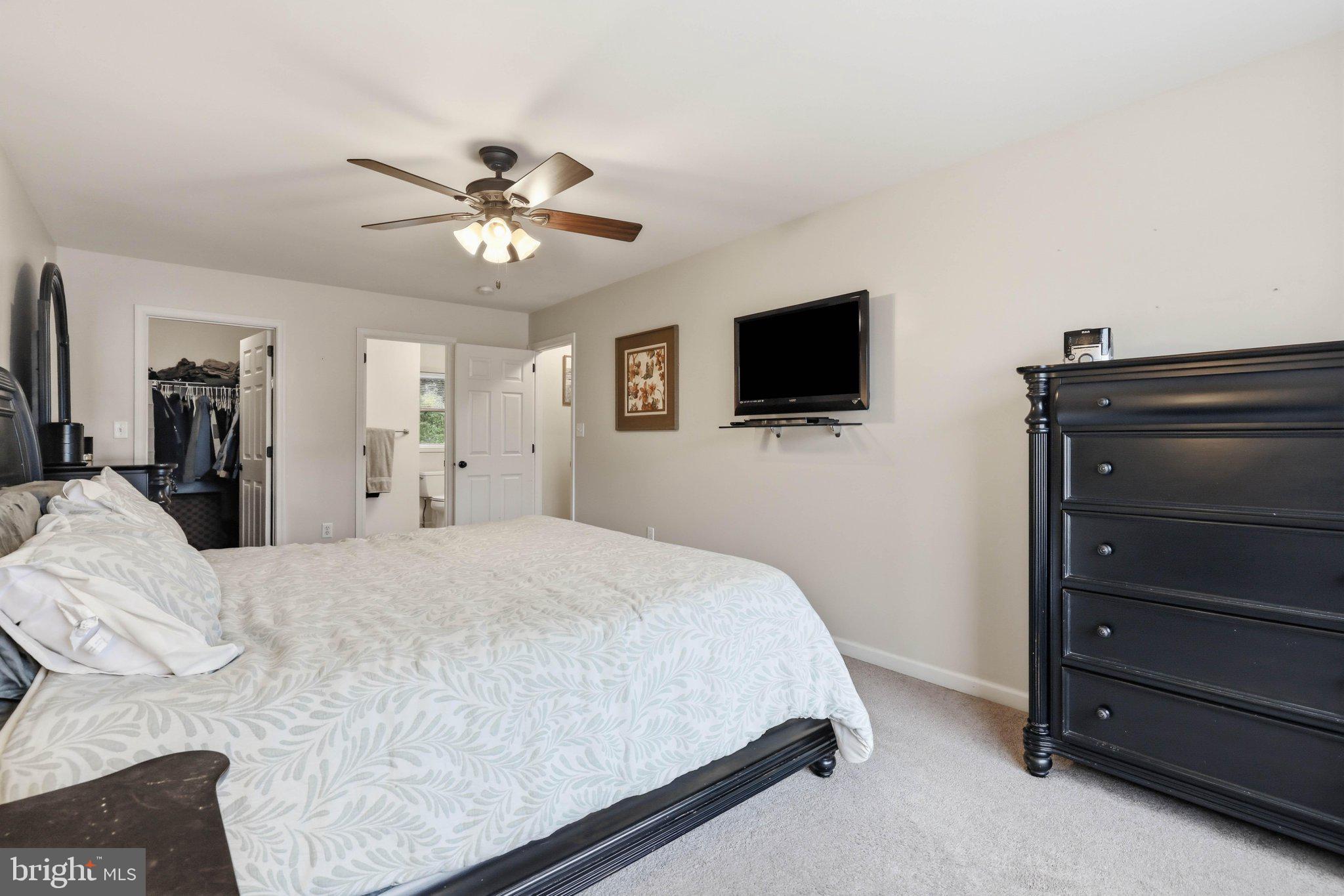 SUMMIT VIEW - Residential