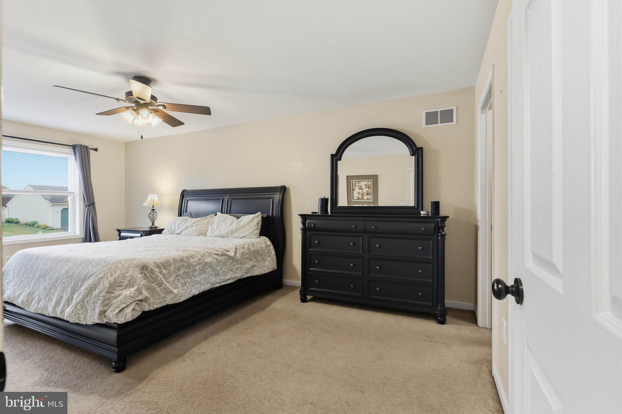 SUMMIT VIEW - Residential