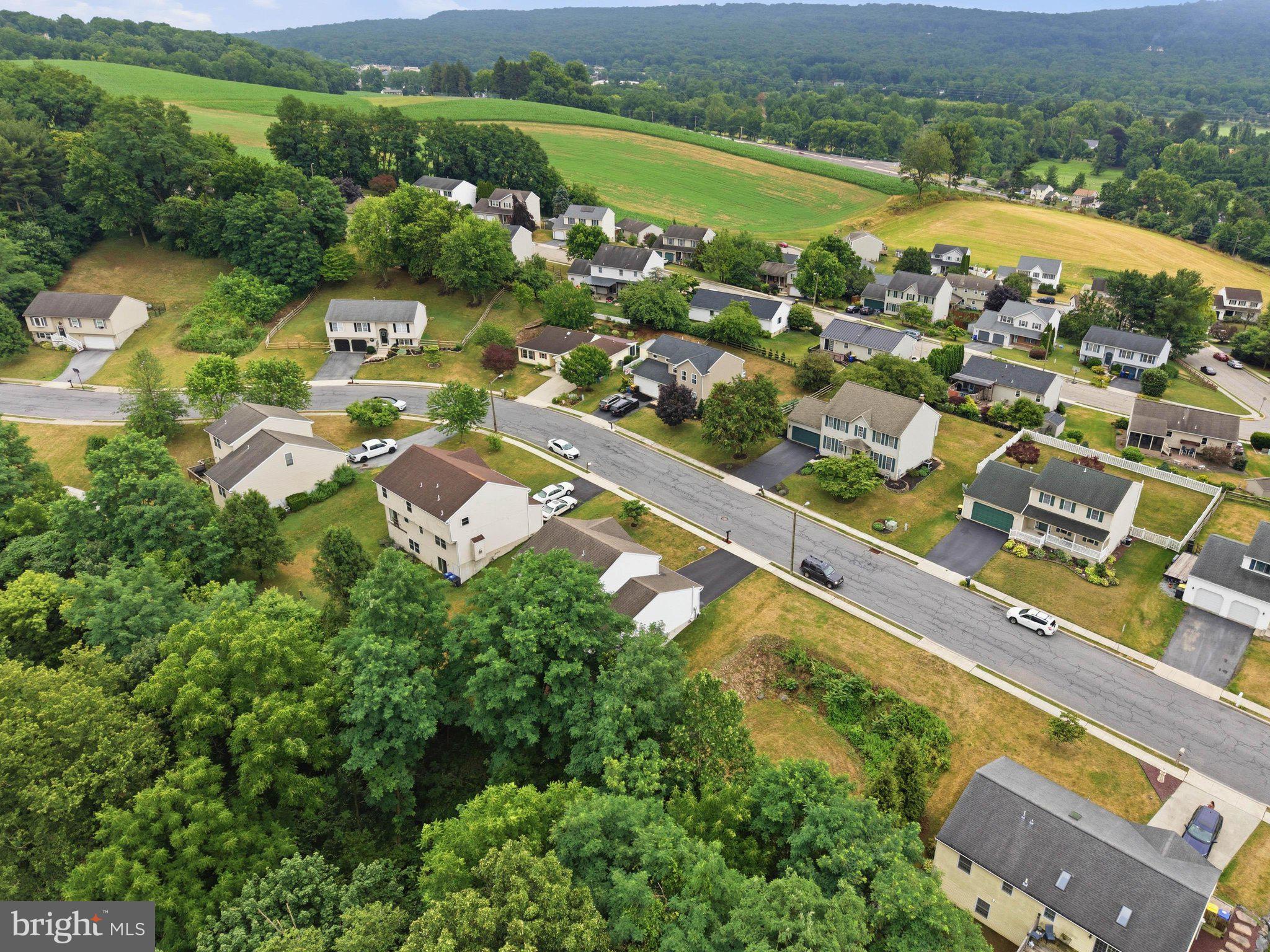 SUMMIT VIEW - Residential
