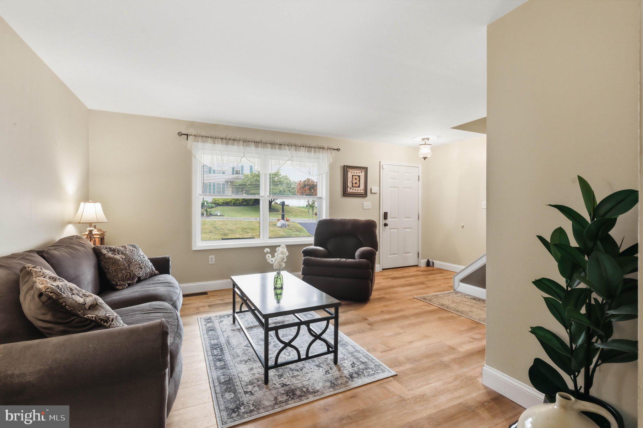 SUMMIT VIEW - Residential