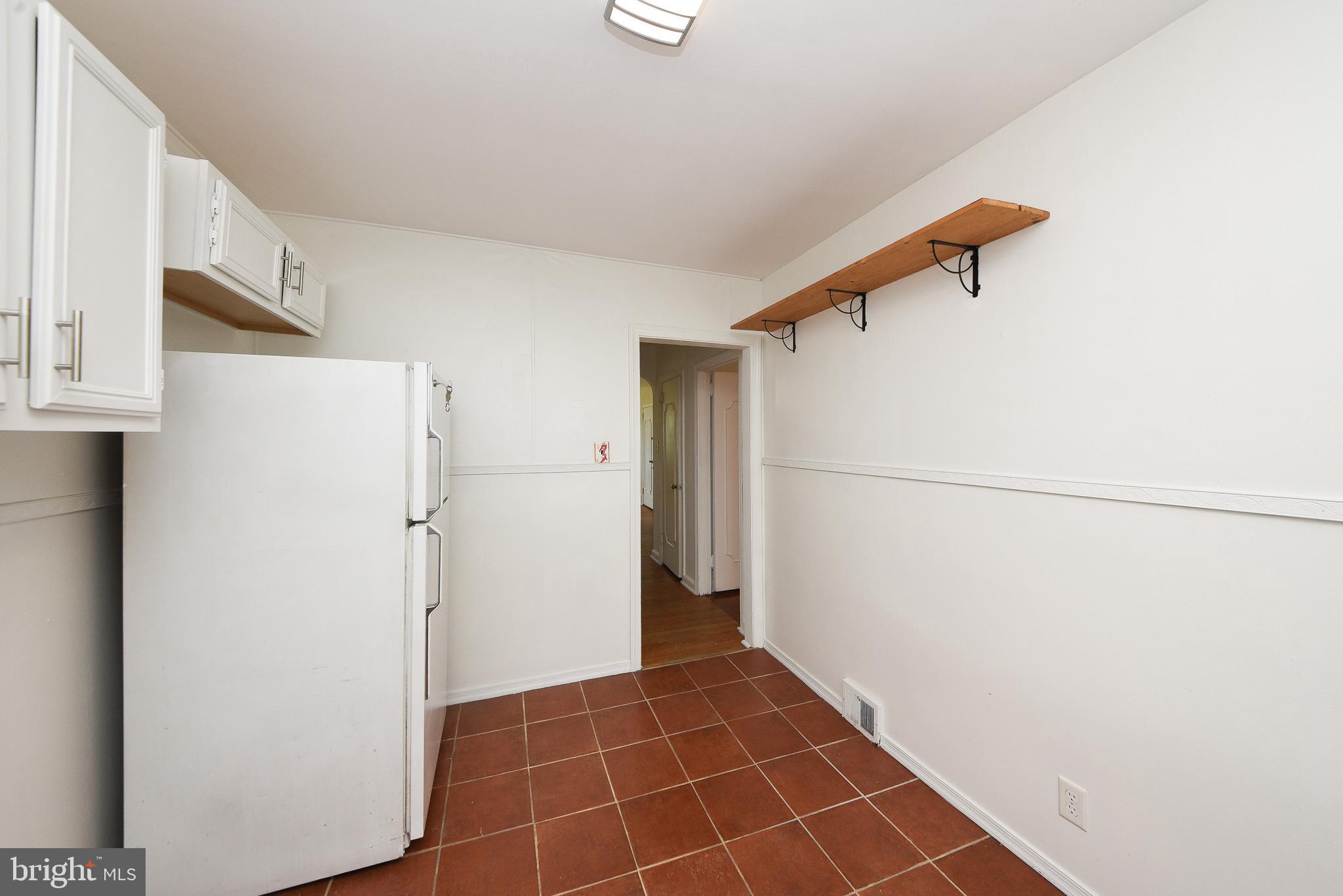 OXFORD CIRCLE - Residential Income