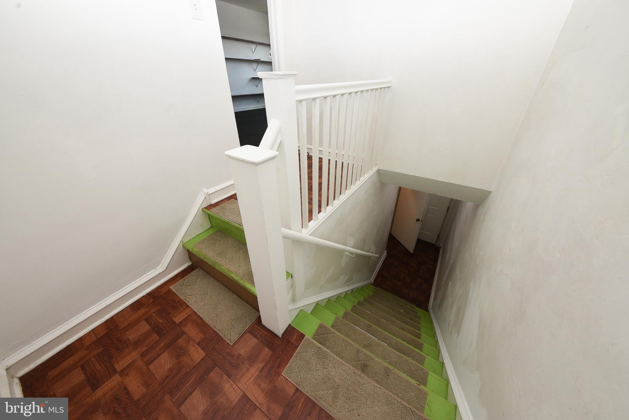 OXFORD CIRCLE - Residential Income