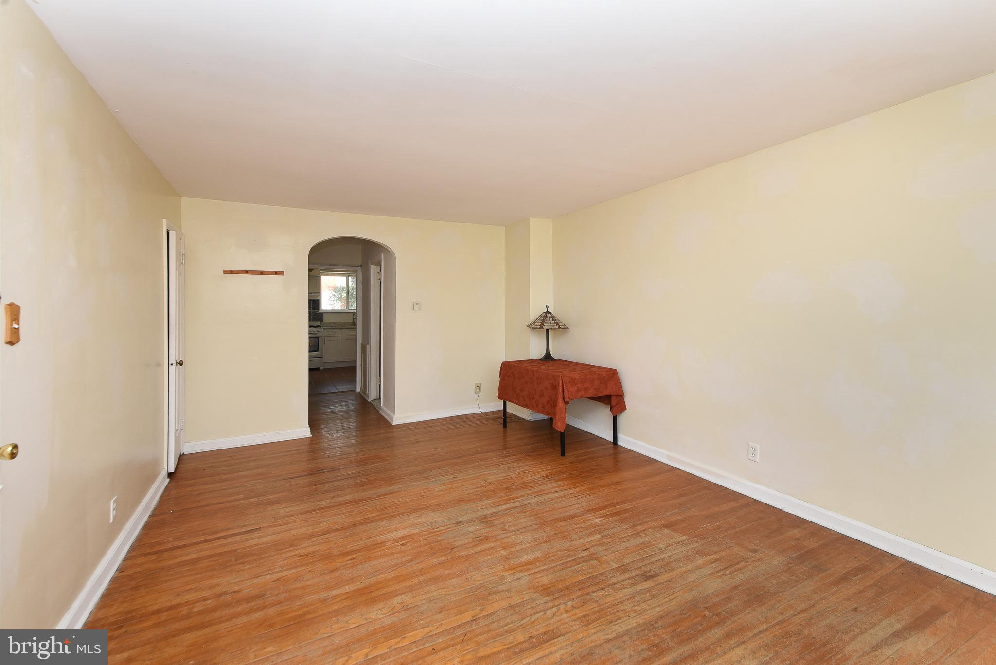OXFORD CIRCLE - Residential Income